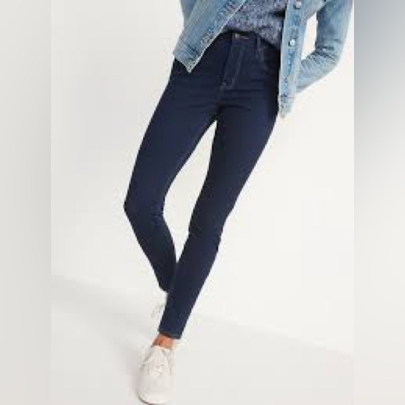 Old Navy Denim - Old Navy Rockstar 24/7 Sculpt High Rise Super Skinny Jeans Dark Wash Size 2